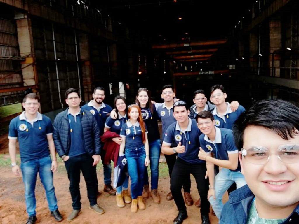 Visita técnica de los alumnos del 4to año de Ing. Electromecánica